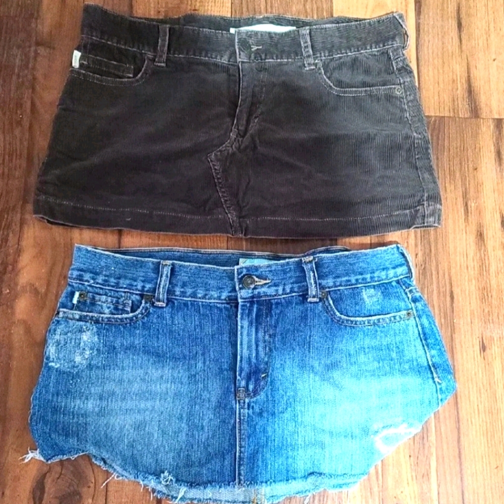 (2) Hollister skirts